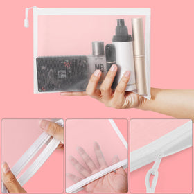 Sinzip multipurpose travel pouches protect small items while staying lightweight.