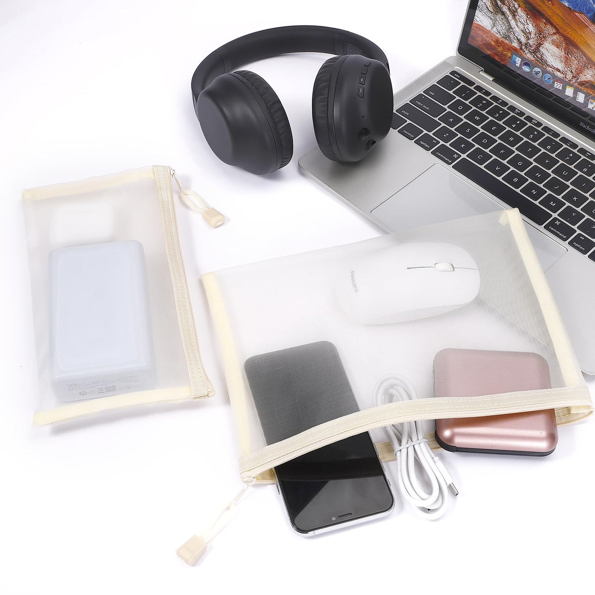 Sinzip see-through pouch helps organize pencils and cables.