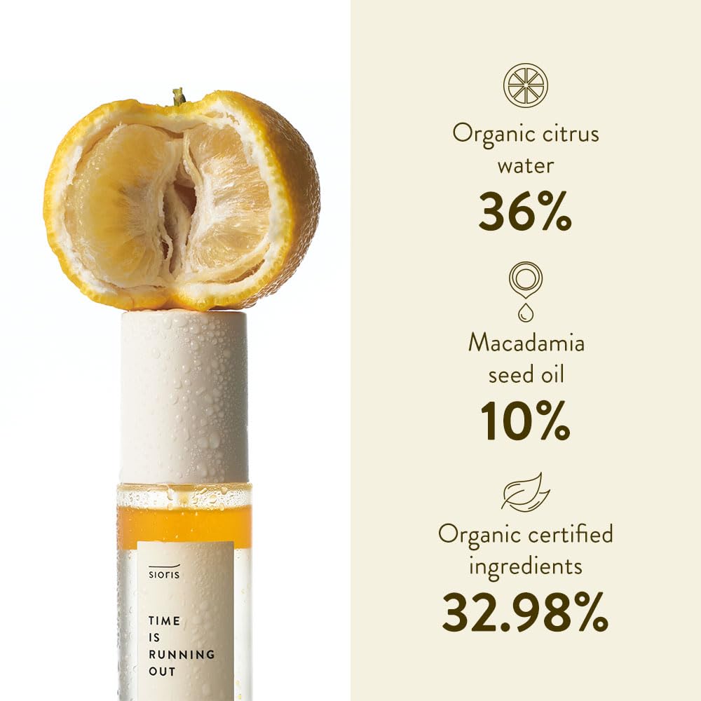 SIORIS Hydrating Face Mist biphasic texture showing oil and water layers