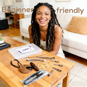 Siphis Interlocking Tool for Locs medium close-up for medium loc extensions