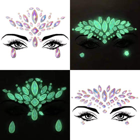 SIQUK acrylic rhinestones add shimmer on cheeks and temples