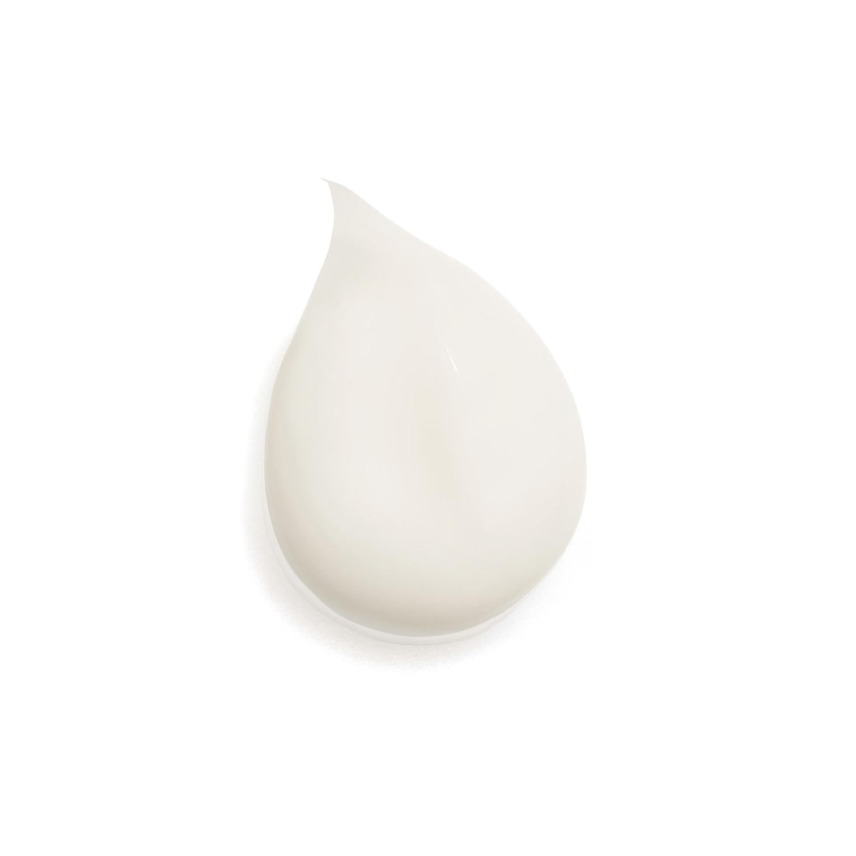 Lyslait application scene demonstrates makeup removal on skin for a gentle cleanse.