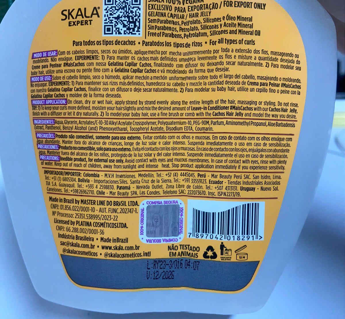 Curl definition with SKALA Expert Curls Jelly Cream for frizz-free style