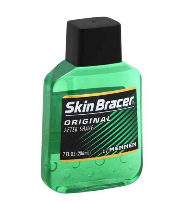 Label close-up reveals classic masculine scent notes of Skin Bracer