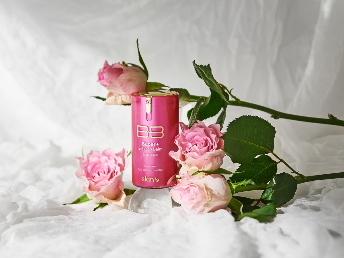 Skin79 Beblesh Balm Pink BB finish on skin shows natural radiance.