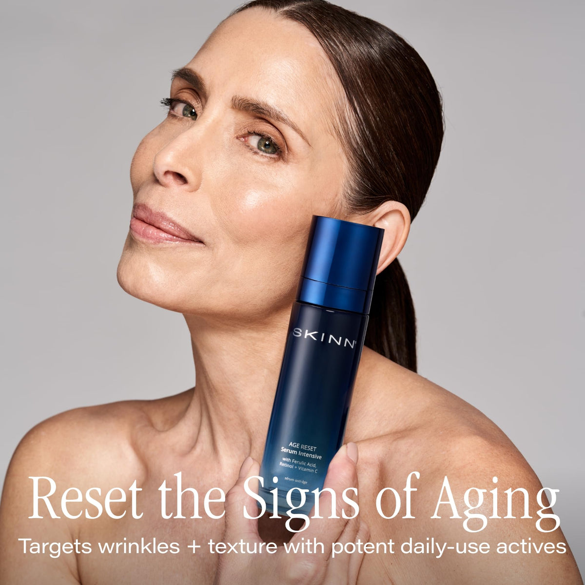 Ingredients panel of SKINN Deep Wrinkle Serum highlighting NAD, retinol and vitamin C synergy.