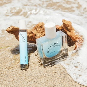Skylar Salt Air sea salt note close-up evokes freshness.