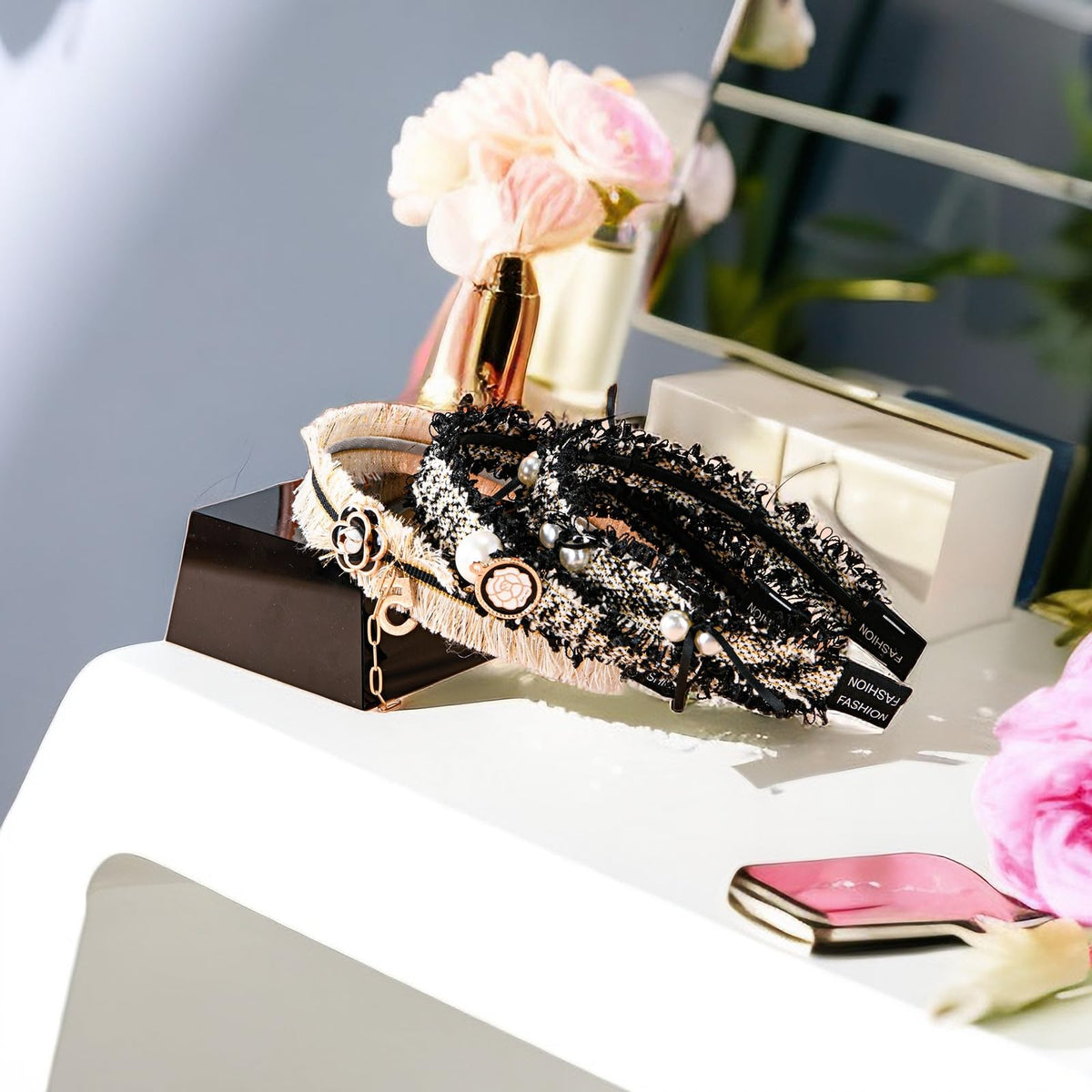Sluxa designer beads detail highlights craftsmanship and texture