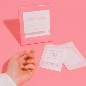 SMARTMED Cover Dot waterproof hold keeps patches in place during daily activities.