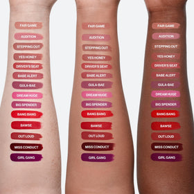 Smashbox primer oil complex nourishes lips while delivering pigment