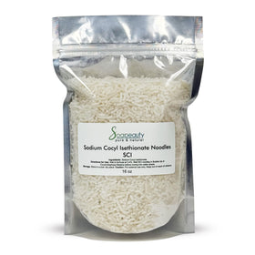 Soapeauty SCI noodles close-up highlighting gentle cleansing and rich foam potential.