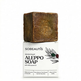 Sobeautis Aleppo soap bar close-up shows laurel and olive oils for gentle cleansing