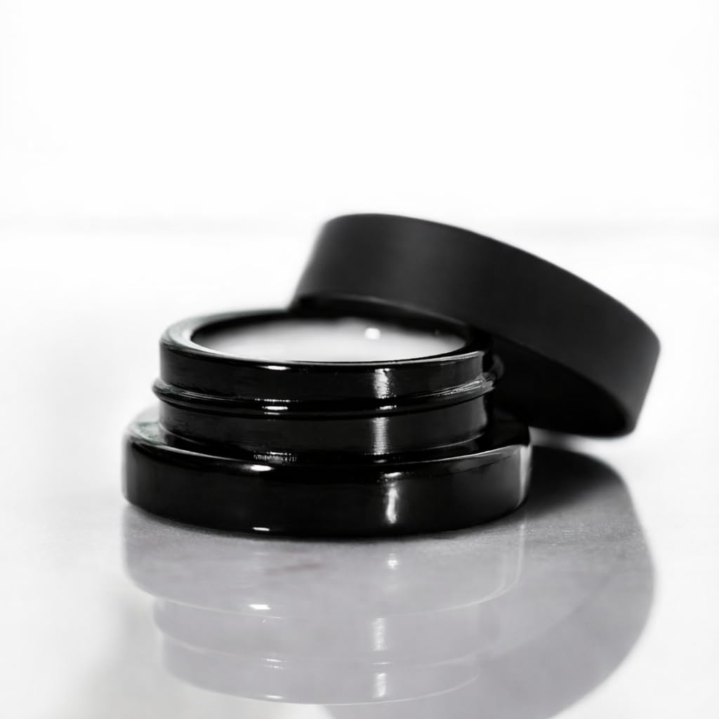 SODO LOCO foam liner adds a tight seal for leaks.