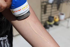 Three-part cat-inspired Solar Swipe design shown for easy handling.