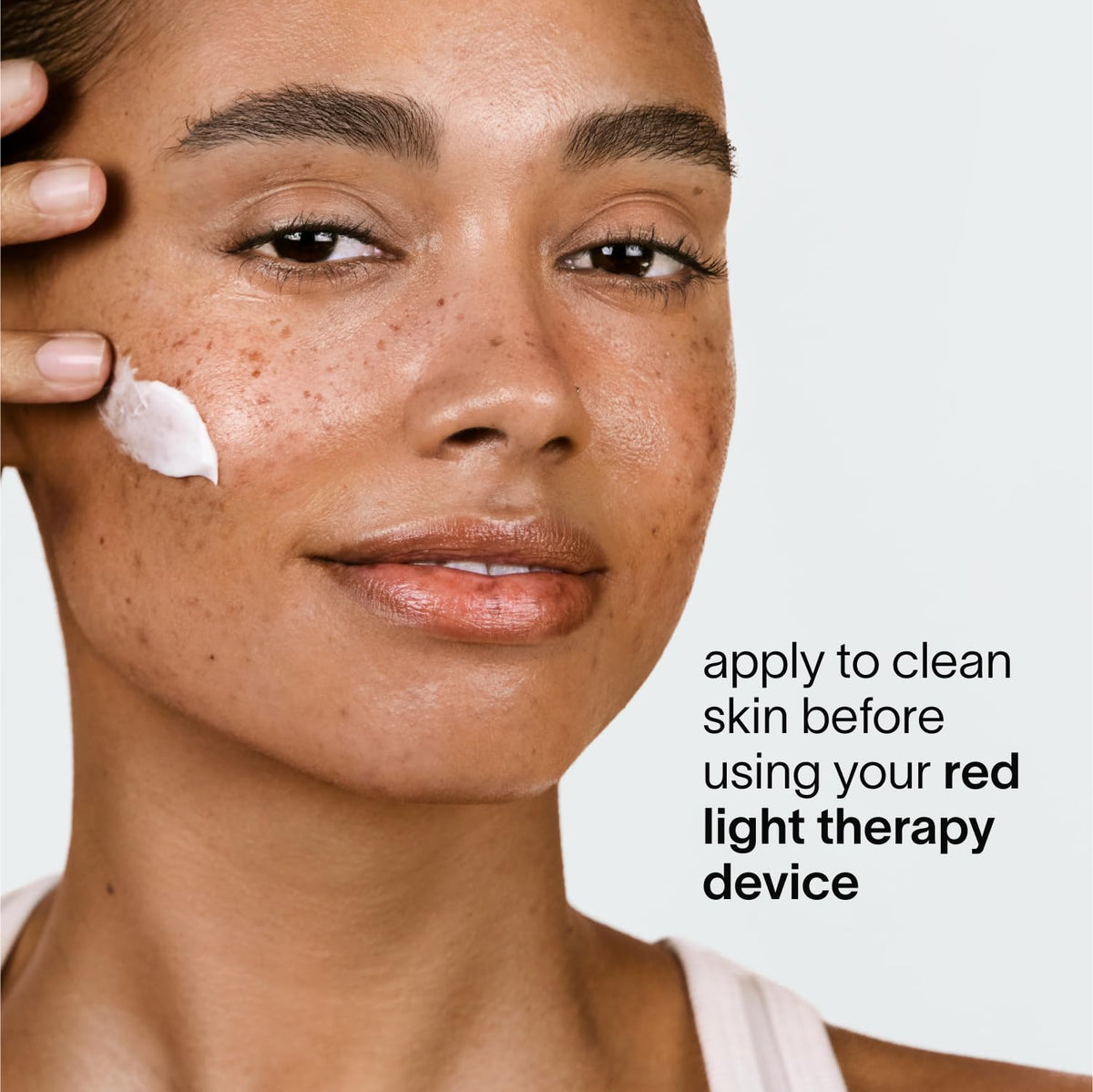 Peptide complex in Solawave LightBoost Rich Cream supports elasticity.