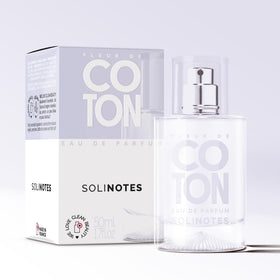 Solinotes Cotton Flower bottle cap highlights a refined fragrance moment for women and men.
