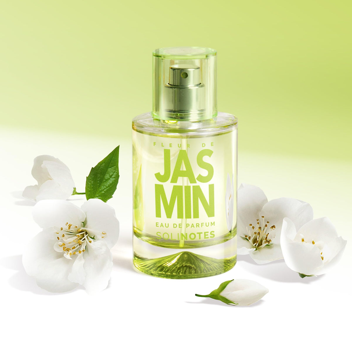 Solinotes Jasmine Spray Mist: easy, even application for refined scent.