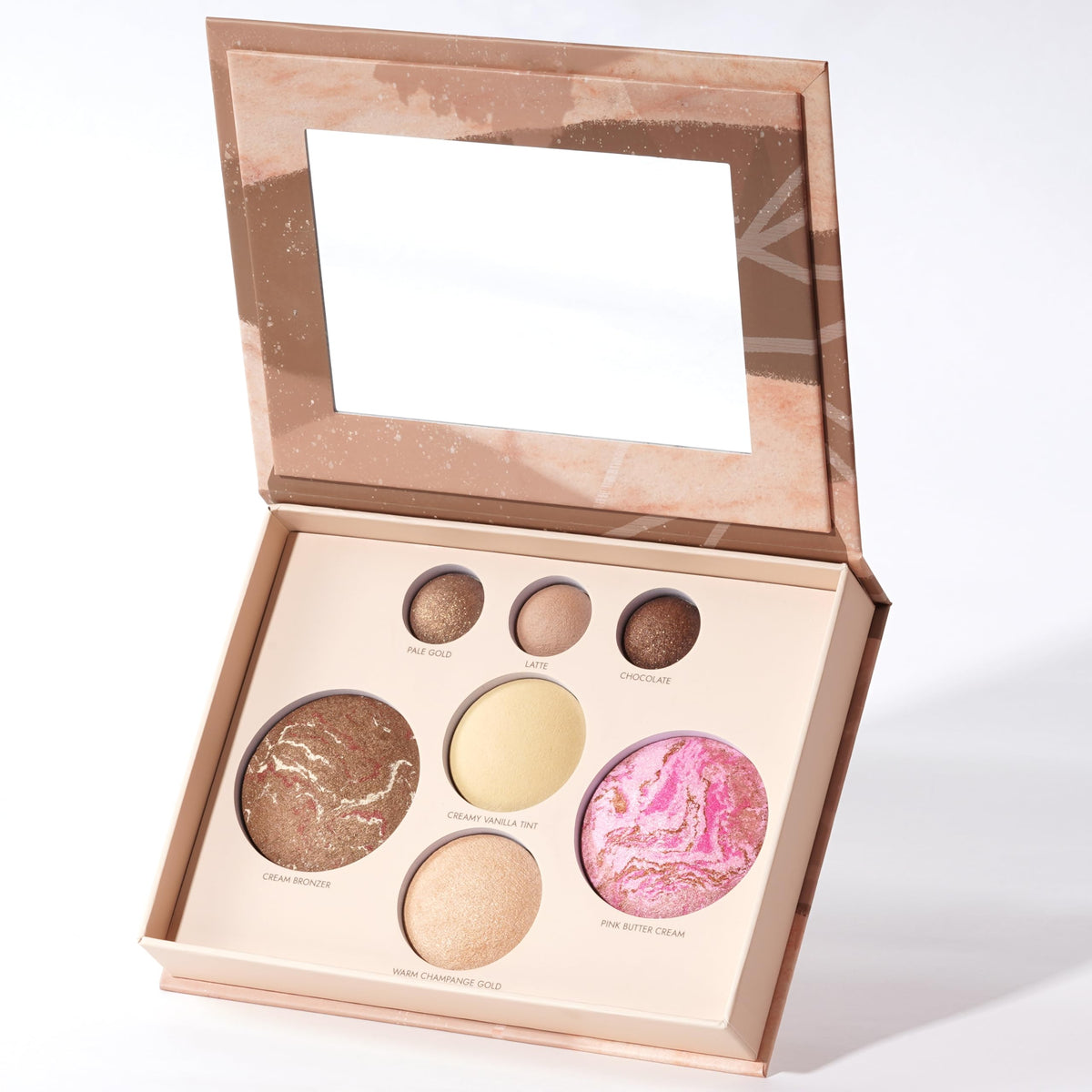 SOLLASY baked palette packaging shows a secure case for travel and daily use.
