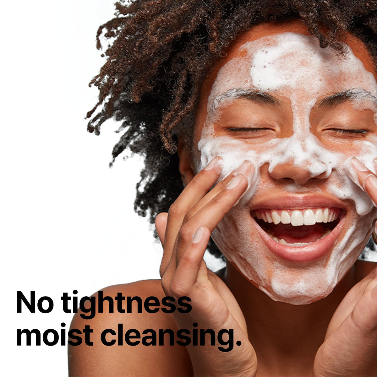 Foam dispense of SOME BY MI Beta-Panthenol Repair Gel Cleanser for daily cleansing