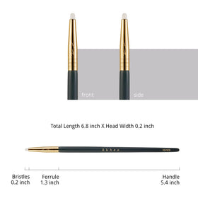 SOO ADOR okhee under-eye brush placing glitter with controlled precision