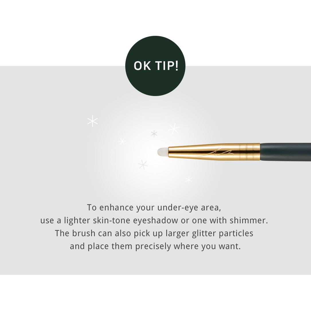 SOO ADOR okhee under-eye brush highlighting the inner corner for brightness