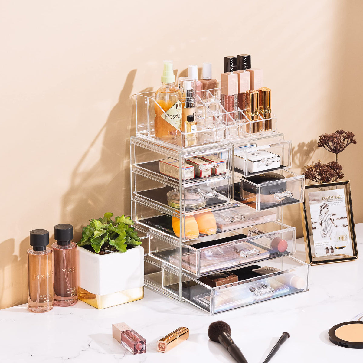Sorbus gift-ready makeup organizer, a stylish holiday present for beauty lovers.