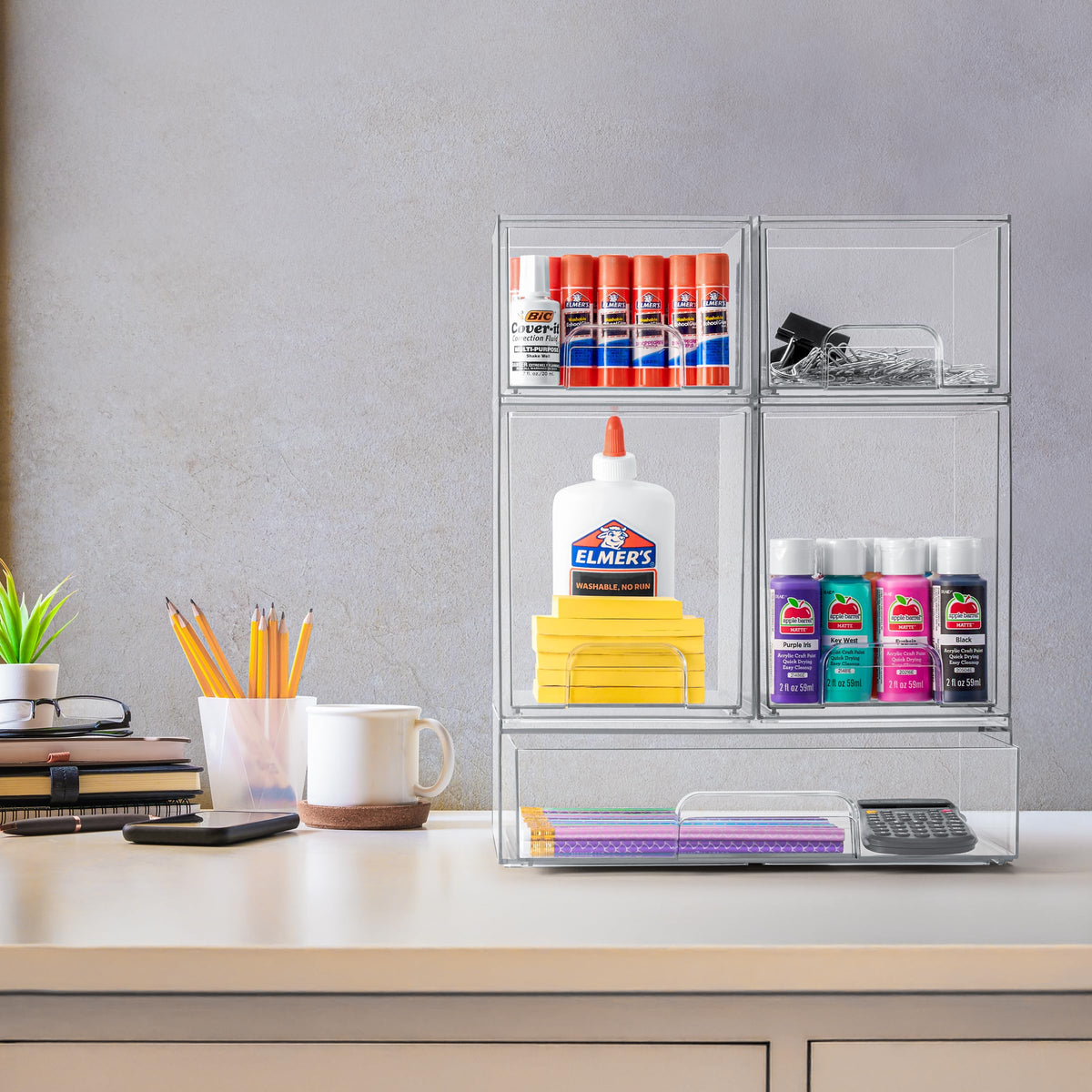 BPA free shatter resistant acrylic keeps contents visible