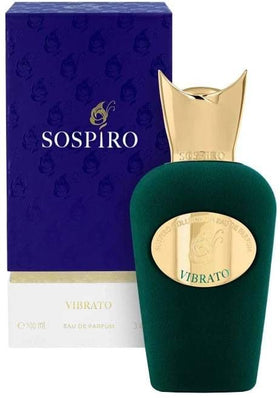 Opening notes of jasmine, bergamot, and grapefruit unfold with a bright, uplifting aura.