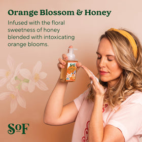 Foaming lather close-up of South Of France SoF hand wash enriched with plant-based moisture.