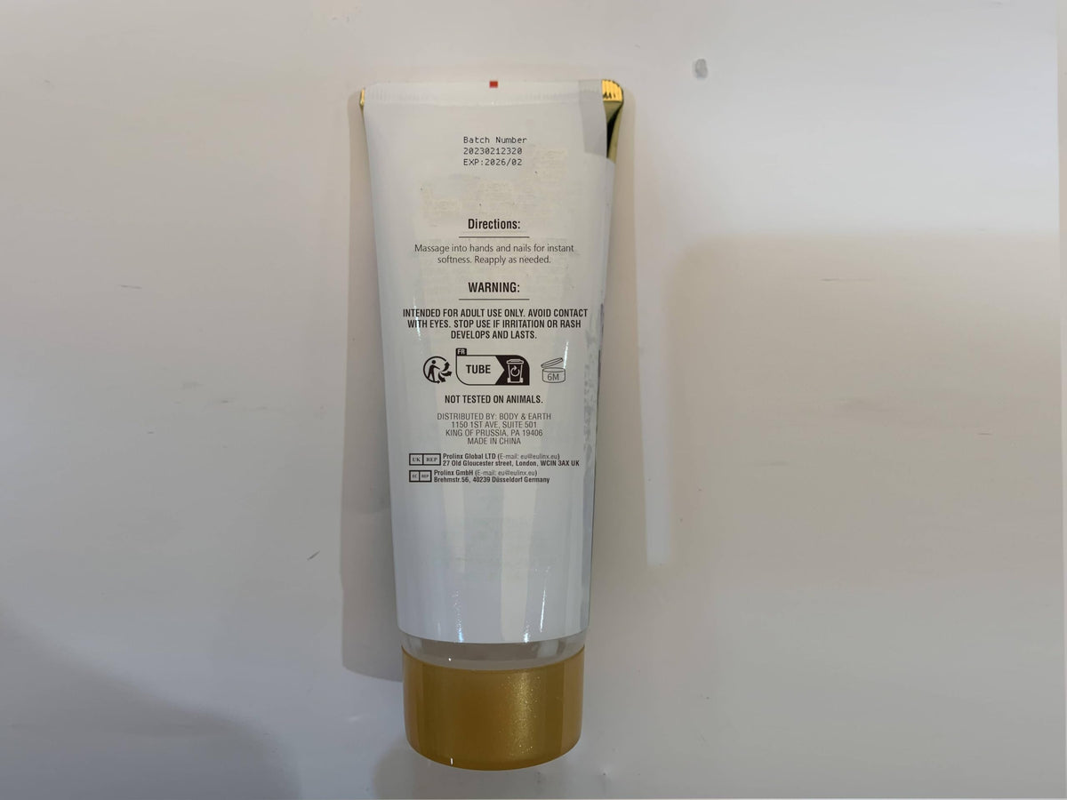 Spa Luxetique body scrub reveals brighter skin with gentle exfoliation