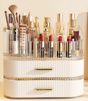 SpaceLuxe makeup organizer with 360° rotating brush holder keeps brushes within easy reach.