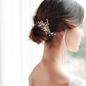 Sppry bendable wire hair comb in rose gold fits half-up or updo styles.
