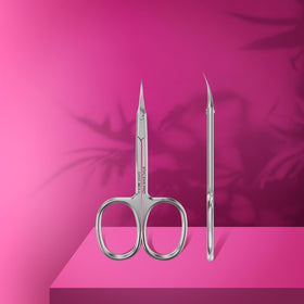 Staleks Pro Expert 50 Type 1 in-use trim shows delicate cuticle access.