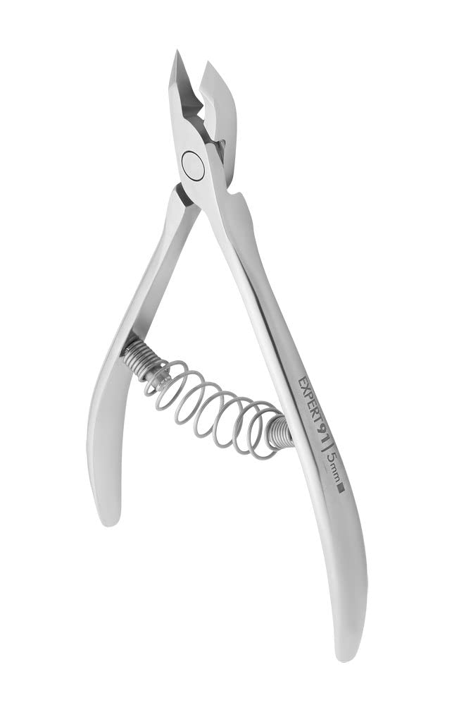 STALEKS PRO Expert 91 5mm blade close-up for precise cuticle removal.