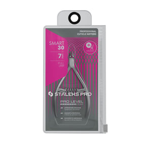 Staleks Pro Smart 30 heel protrusion aids precise reach around nails.