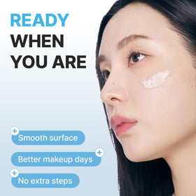 Standard Seoul Barrier Glass Gel Moisturizer azulene capsules provide cooling and glow.