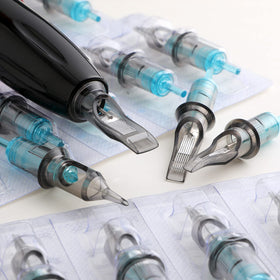 Stigma Aquamarine Knight membrane-sealed packaging ensures sterile readiness.