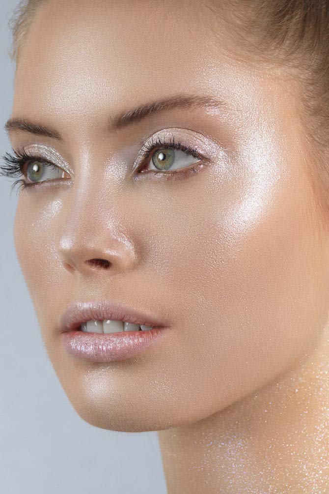Stila Heaven's Dew All Over Glimmer Silverlake lip application for dazzle.