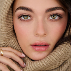 Stila Made-U-Lash tubing mascara demonstrates 24-hour wear and smudge resistance.