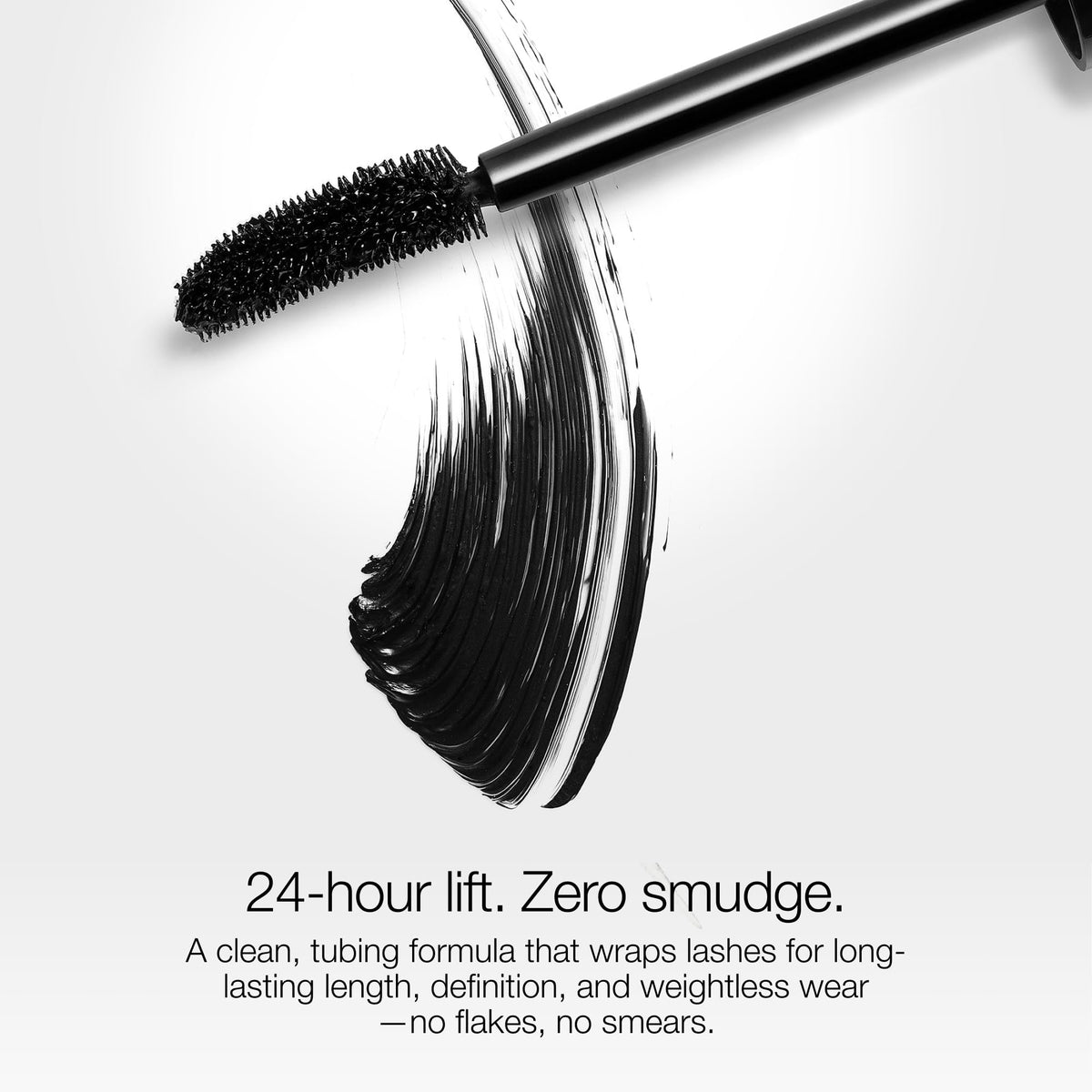 Stila Made-U-Lash packaging highlighting nourishing formula and tube-wear design.
