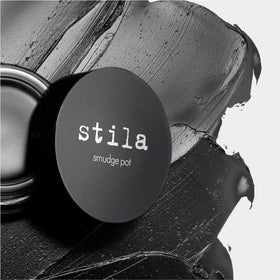 stila Smudge Pot airtight lid to maintain creaminess and freshness