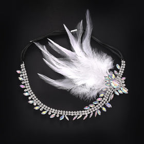 STONEFANS Gatsby-inspired accessory brings radiant movement to evening looks.