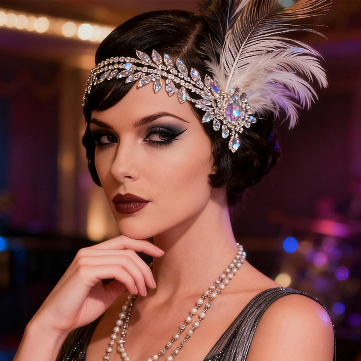 STONEFANS feather-detailed piece complements bold outfits and retro fashion.