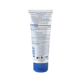 STREAM 2 SEA golden glow applied on facial skin for everyday radiance