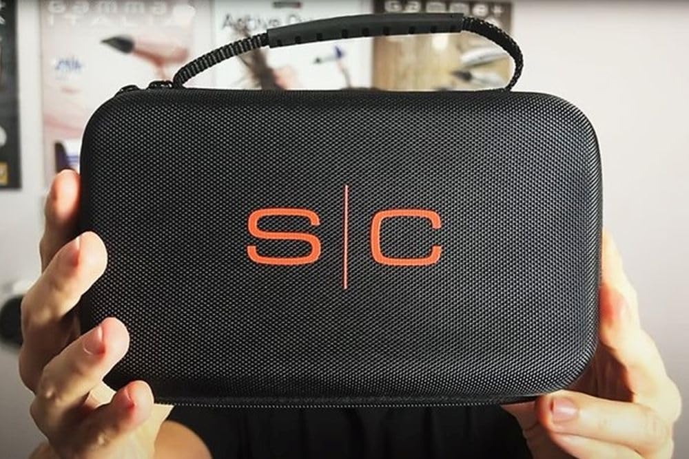 Stylecraft zippered travel case ready to carry blades and guards.