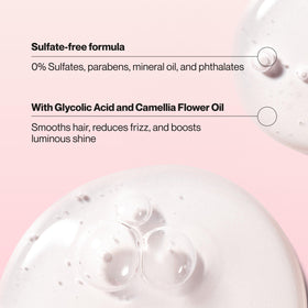Hand applying Suave Hydra Gloss lather reveals easy slip and manageability.