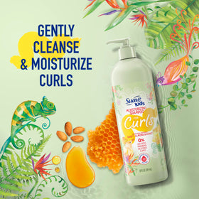 Shampoo foam from Suave Kids Naturals Sweet Almond Honey demonstrating gentle cleansing.