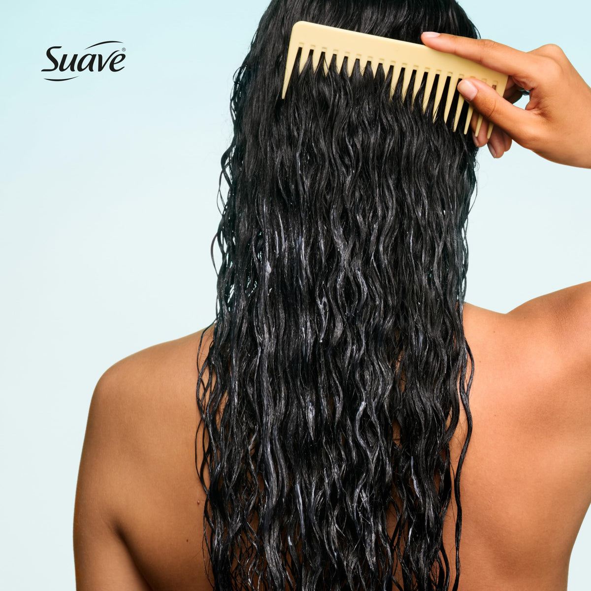 Suave Moisture Repair conditioner hyaluronic acid graphic showcasing deep hydration
