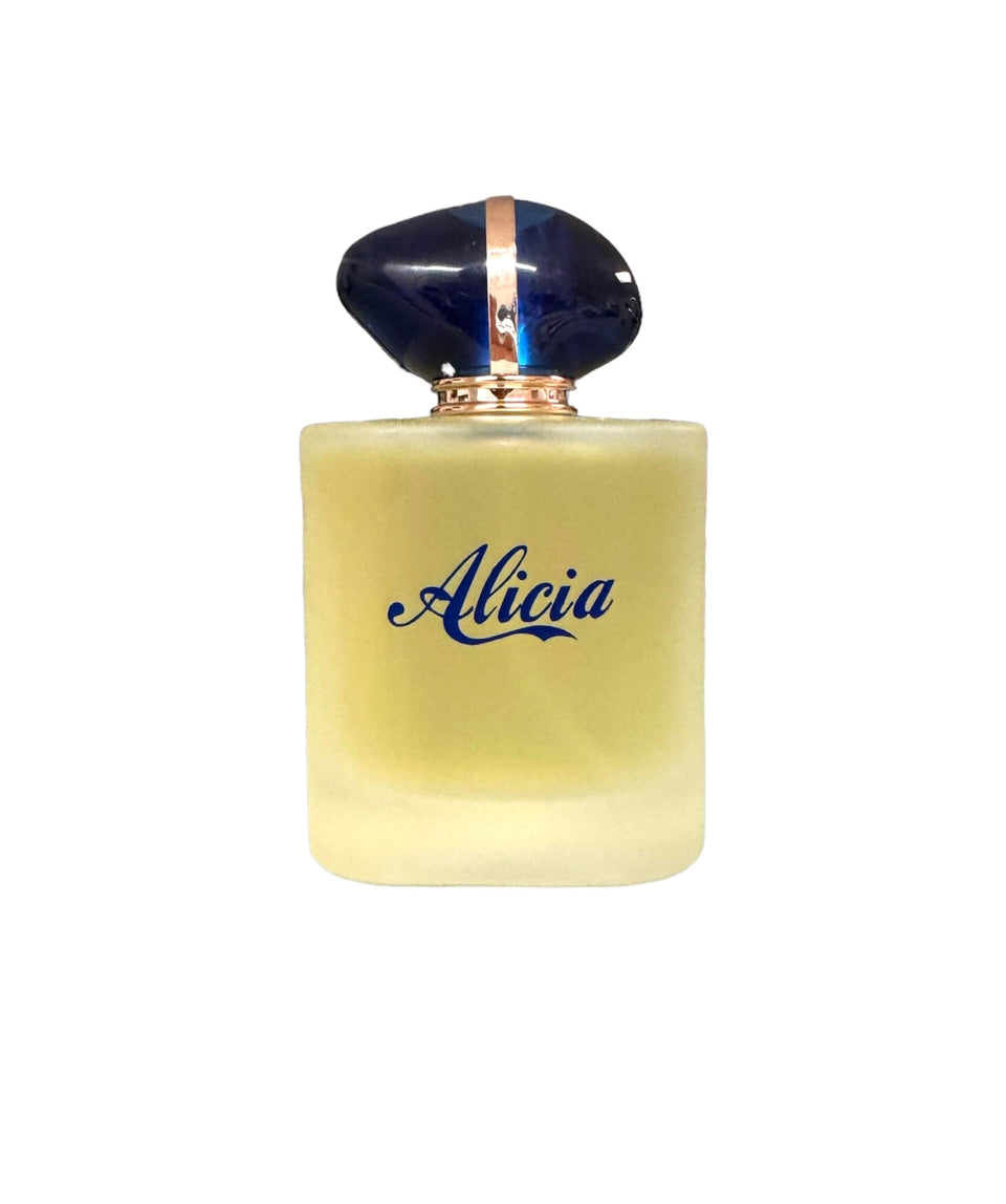 SUchel Forever Alicia bottle front view, ideal for daily elegant wear.