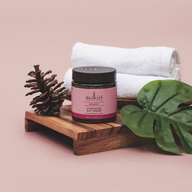Sukin Rosehip Day Cream bottle emphasizes vitamins A and C for skin care.